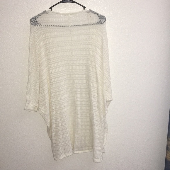 Degree cream cardigan loose fitting cute!! - Picture 4 of 4